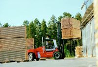 Kalmars medium range DCE 9-18 tonne FLT